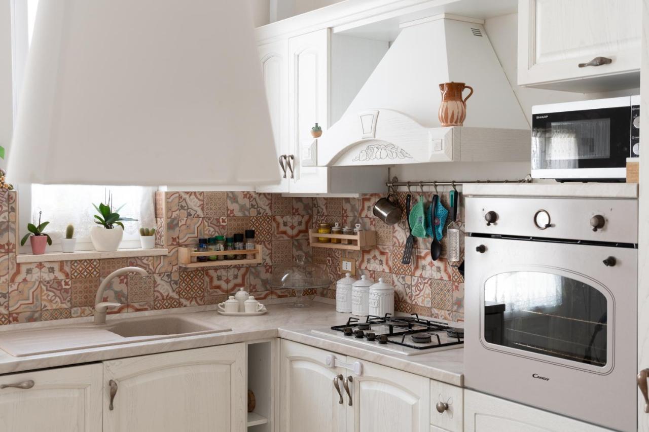 Il Cortiletto Apartment Taranto Ngoại thất bức ảnh