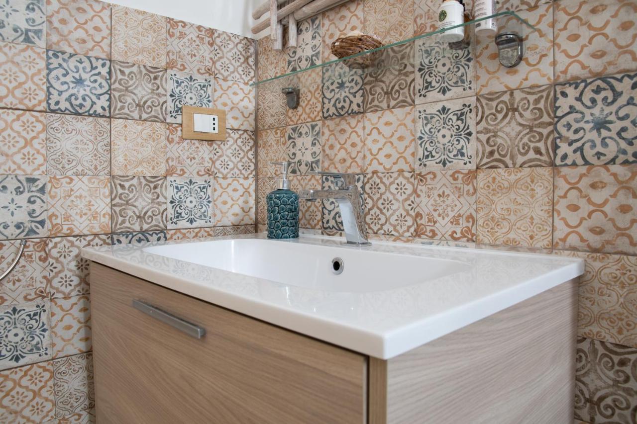 Il Cortiletto Apartment Taranto Ngoại thất bức ảnh