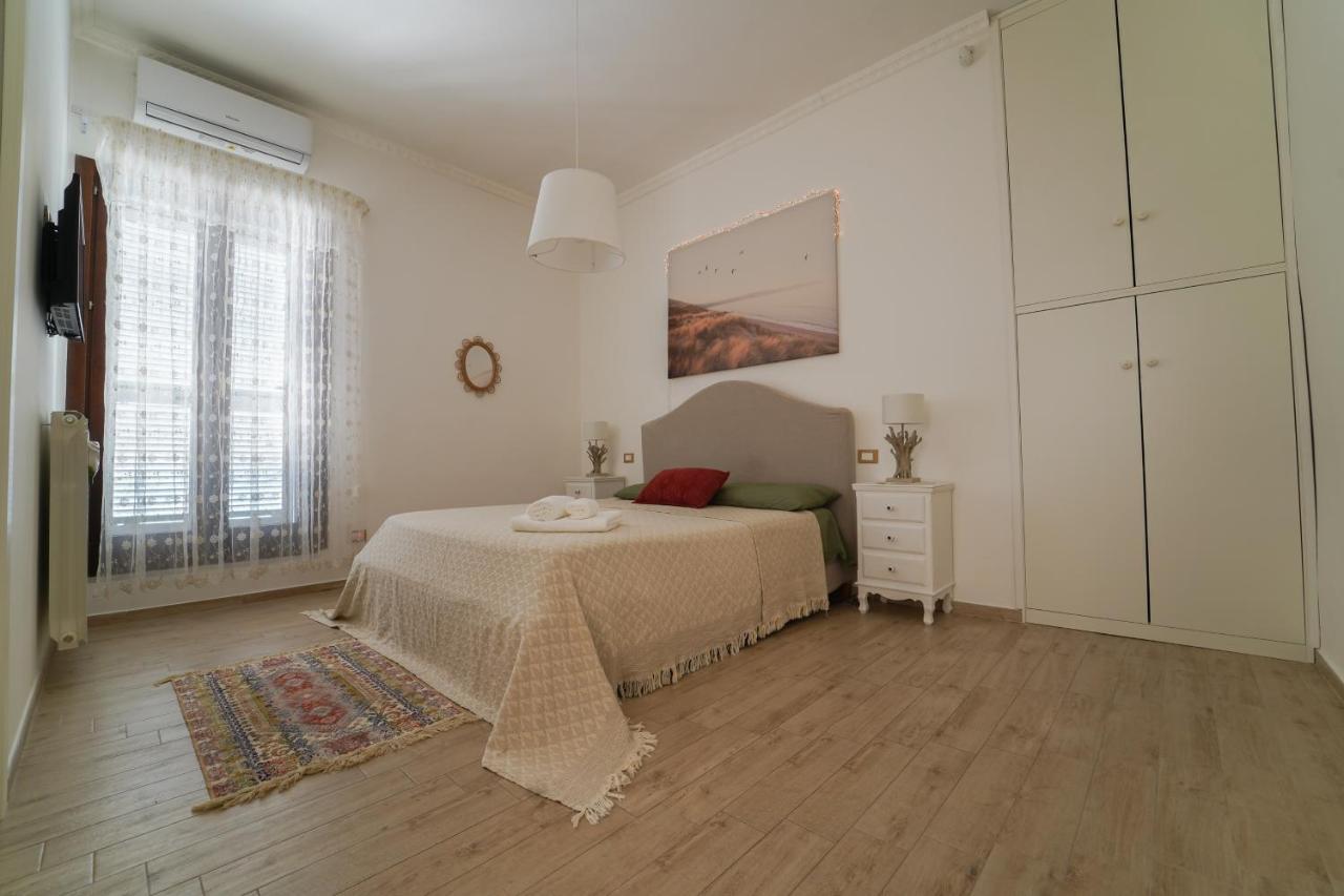 Il Cortiletto Apartment Taranto Ngoại thất bức ảnh